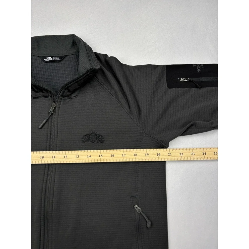 The North Face Technical Grid Fleece Jacket Mens Medium M Charcoal Gray Patron